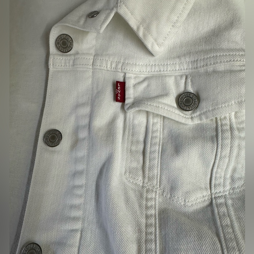 Levi Denim Jean Jacket - Picture 9 of 12